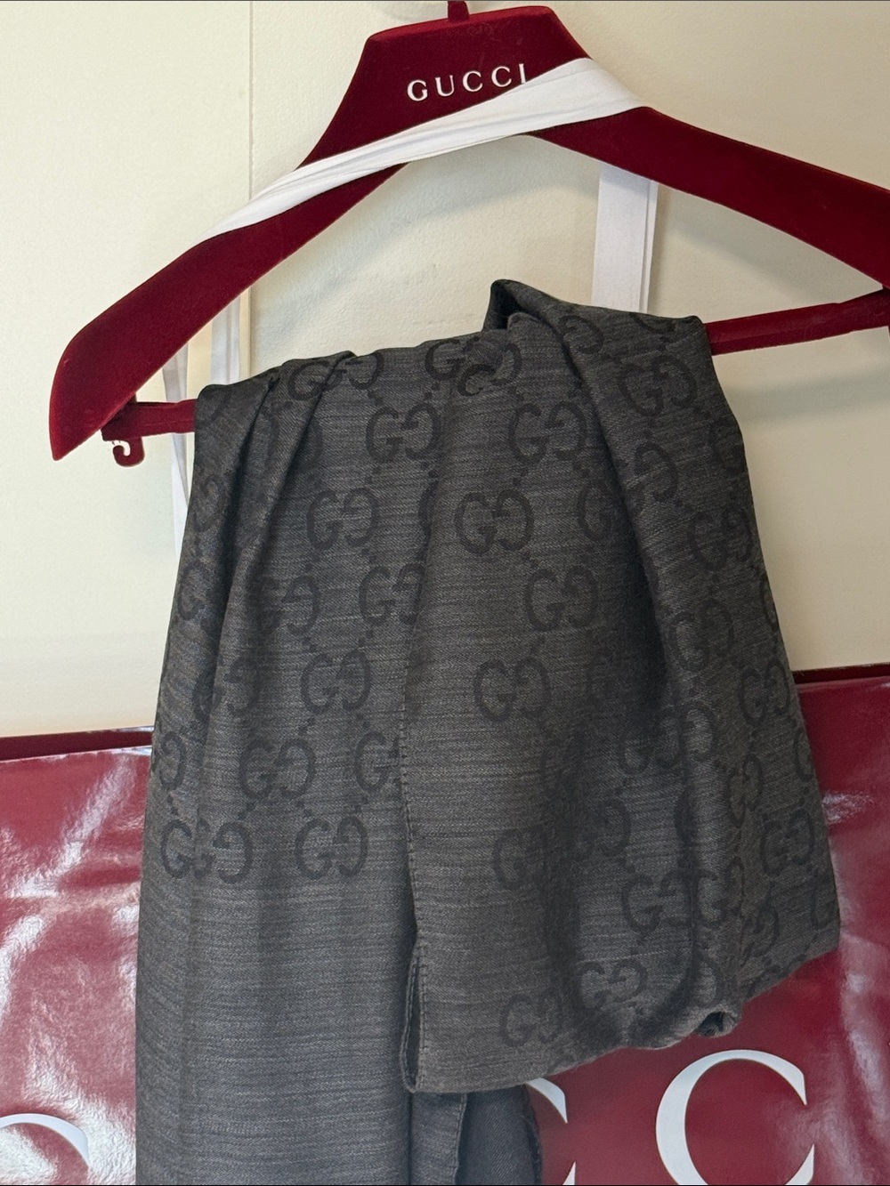 Gucci GG Scarf - Picture 10 of 13